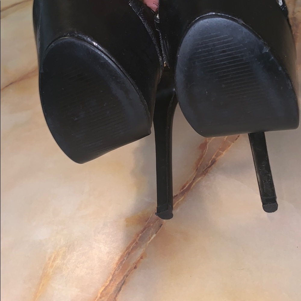 Platforms - Picture 4 of 4